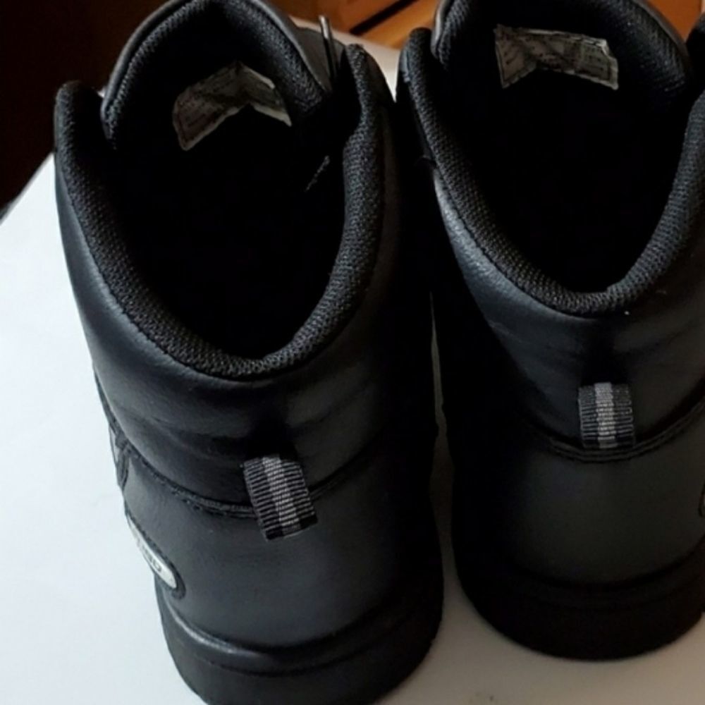 FUBU Sneakers Men’s Size 7 Women’s Size 9 Unisex Black High Top - Picture 5 of 8